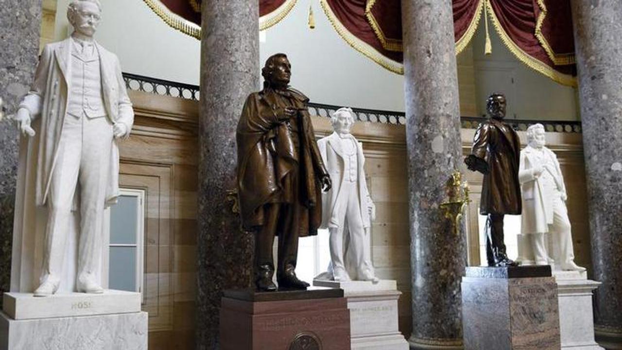 US House Speaker Nancy Pelosi: Names of Confederate figures 'have to go'