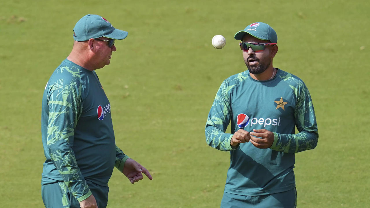 Mickey Arthur with Babar Azam