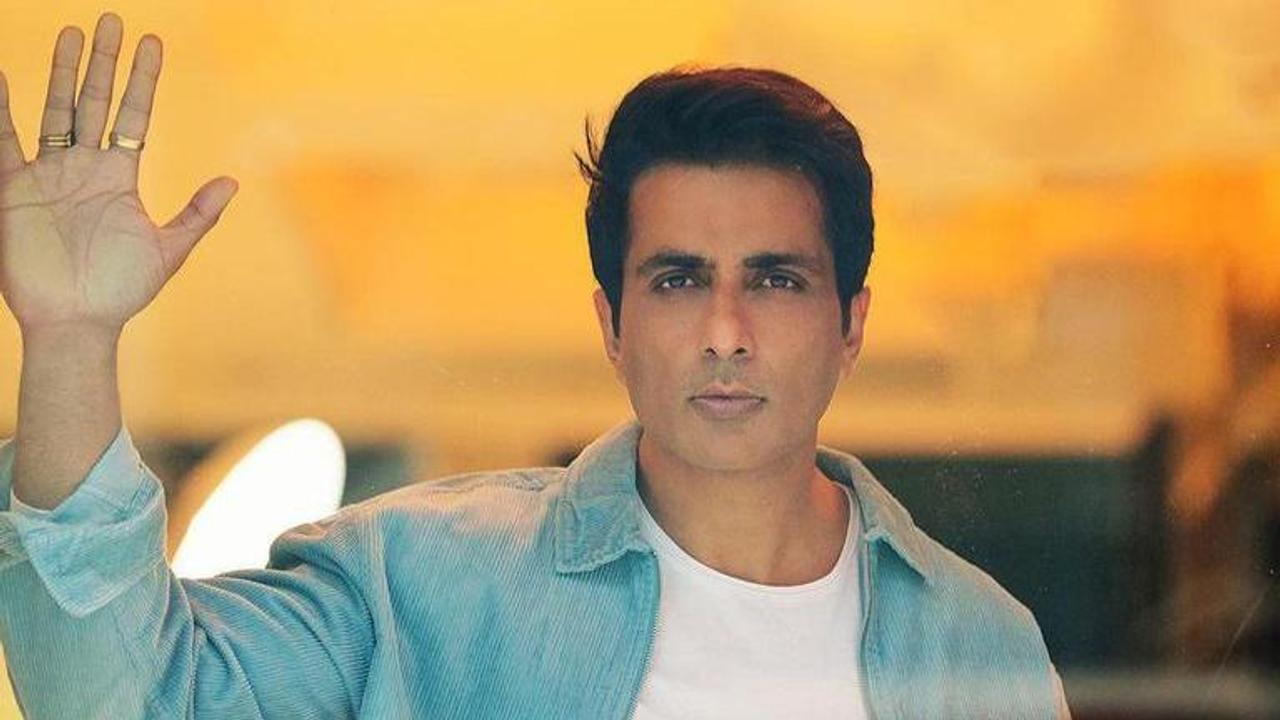 Sonu Sood inaugurates ambulance service to help patients, to be named after him