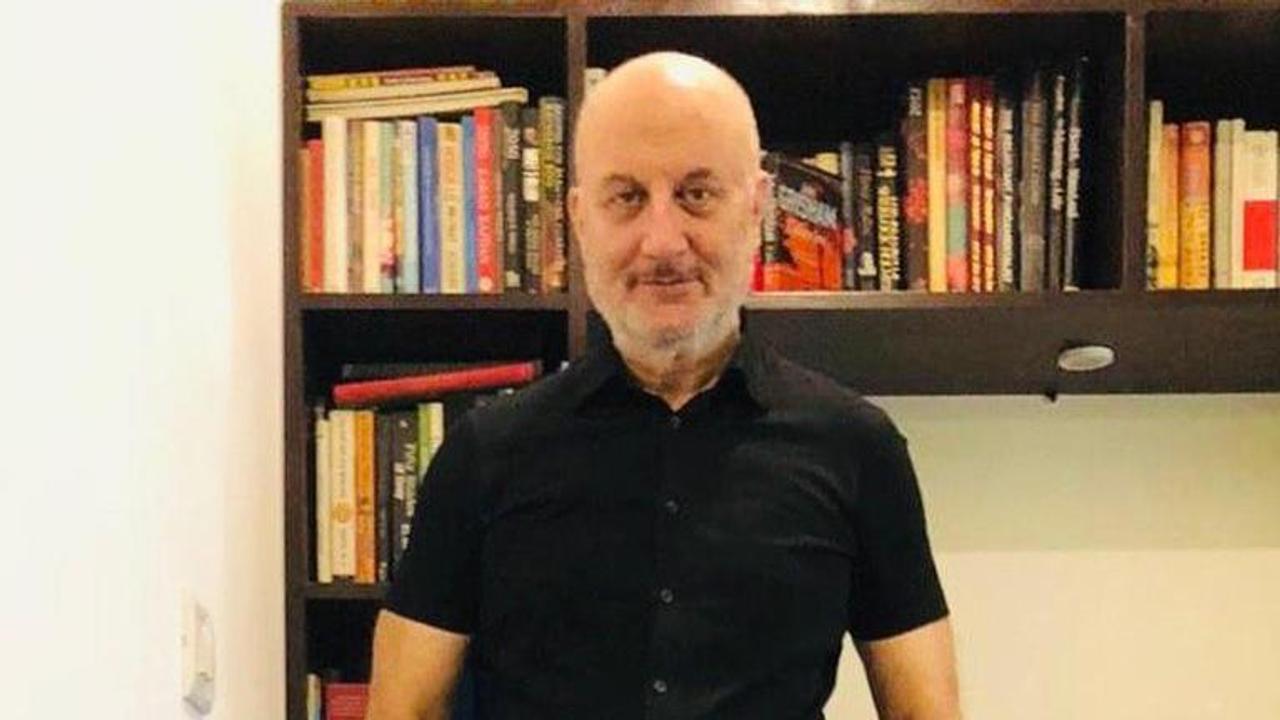 Anupam Kher spreads awareness & urges people to be cautious as facilities reopen