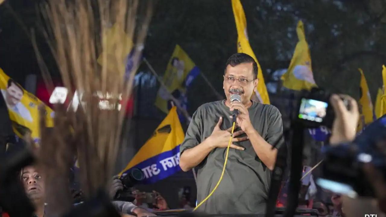 Delhi CM and AAP chief Arvind Kejriwal addressing the gathering after being released from Tihar Jail 