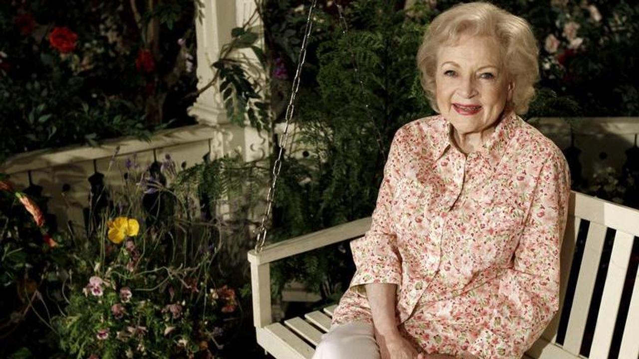 Betty White, betty white: america's golden girl