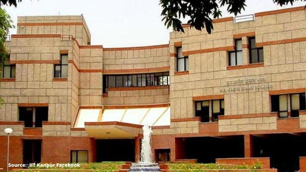 iit kanpur promotes students