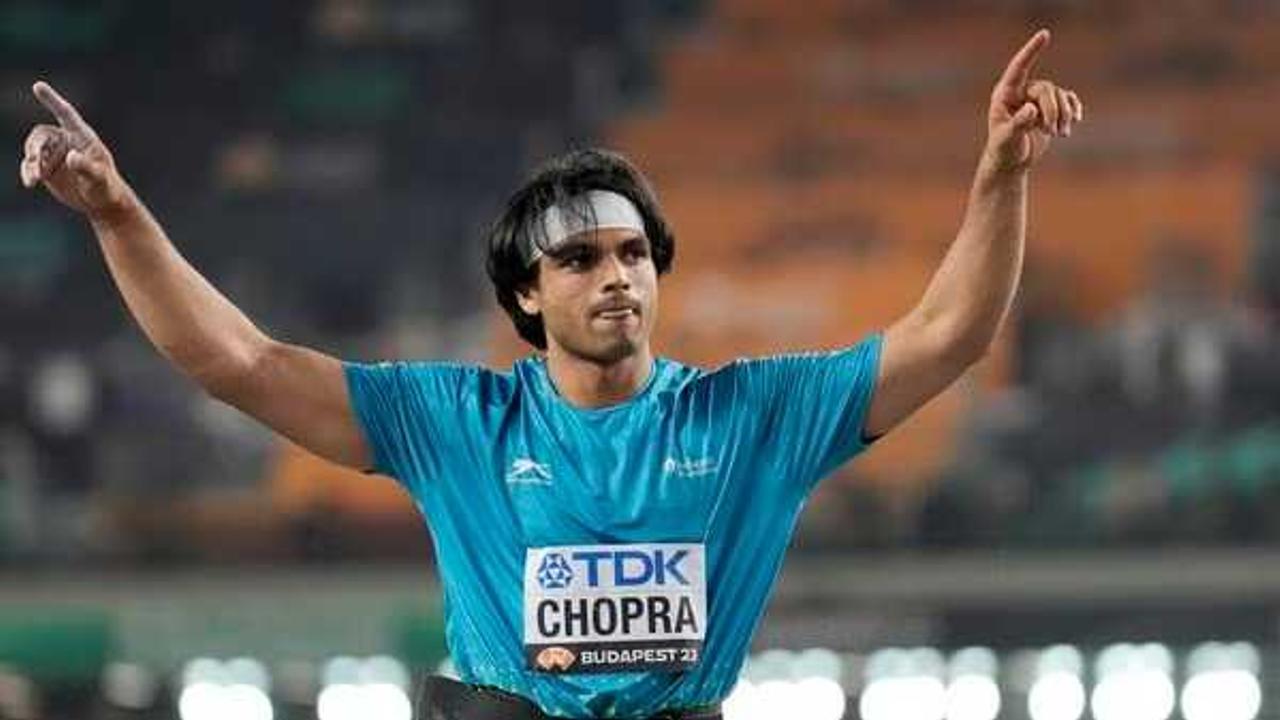 Neeraj Chopra won yet another gold medal for India while competing in the Asian Games 2022.