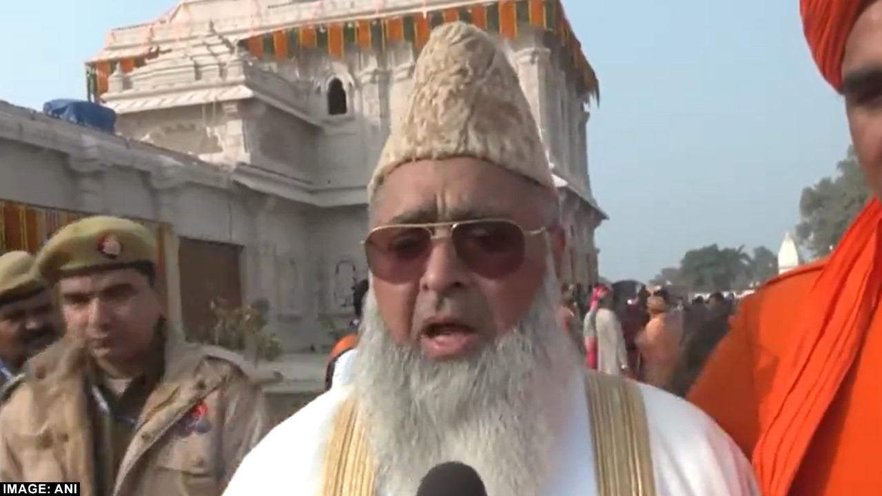 Chief Imam of All India Imam Organisation (AIIO), Dr Imam Umer Ahmed Ilyasi