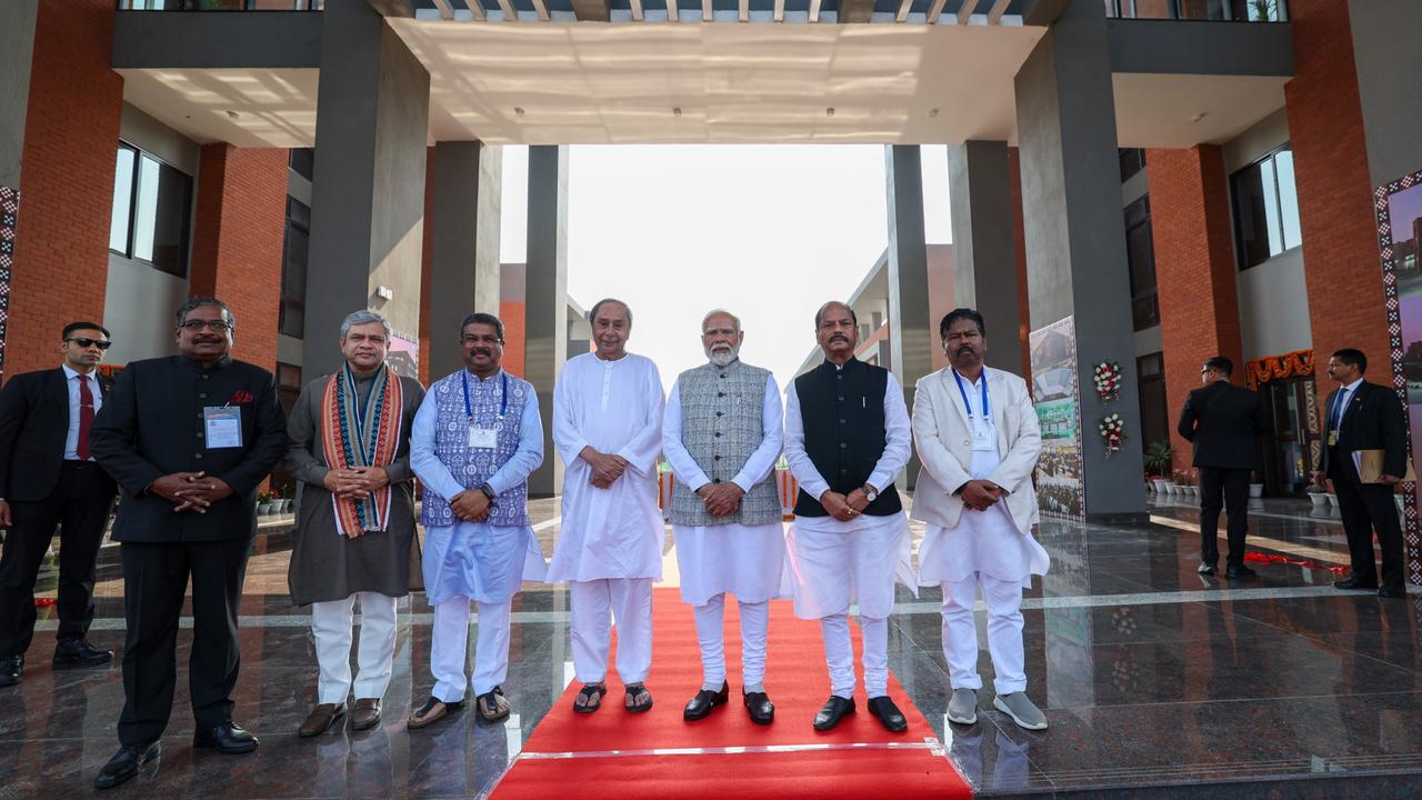 PM Modi and Odisha CM Naveen Patnaik