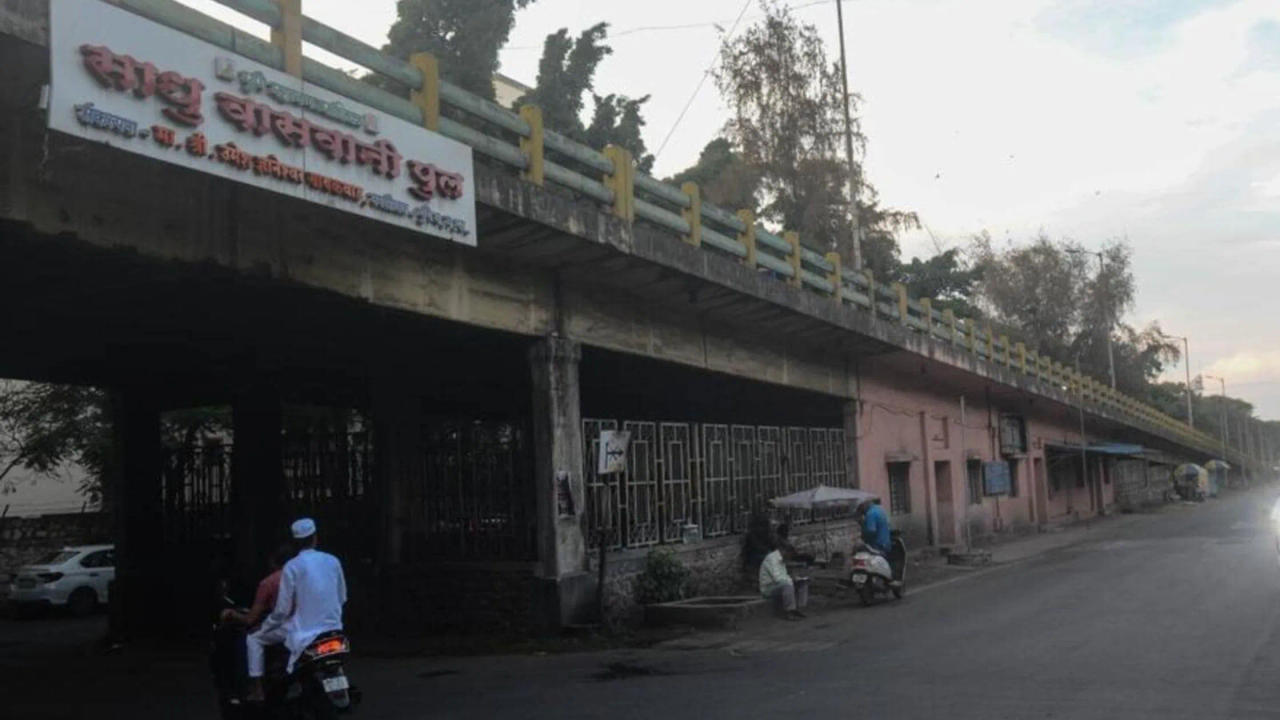 Sadhu Vaswani Bridge Demolition: Check Traffic Guidelines