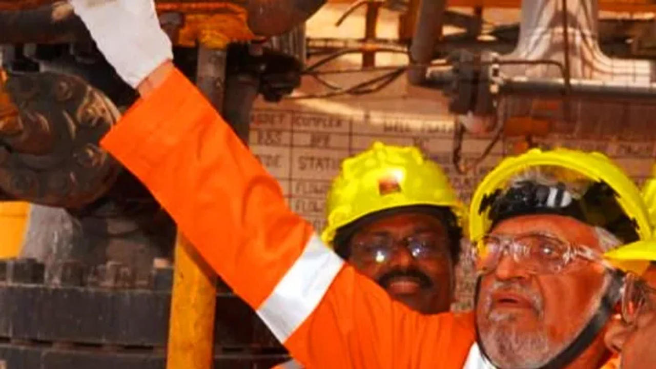 ONGC opens well in KG field to increase oil production