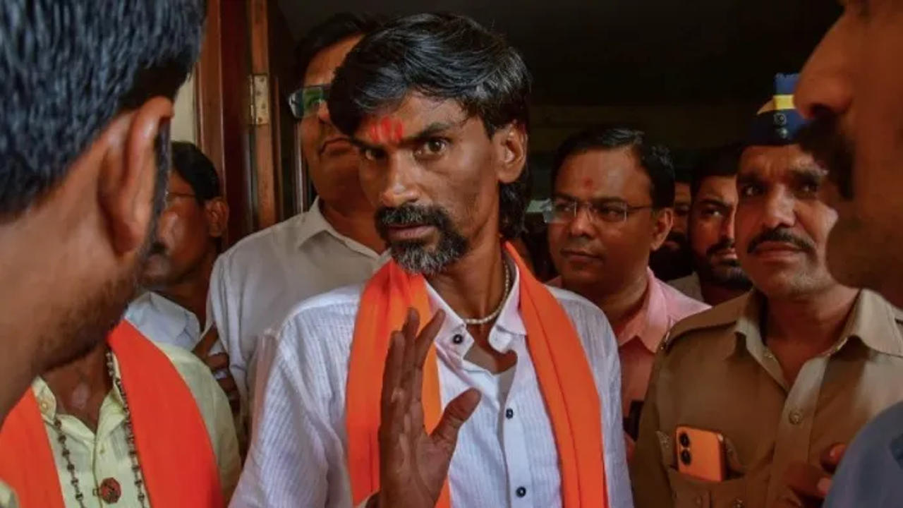 FIR Filed Against Maratha Activist Manoj Jarange Over Remarks On Minister Dhananjay Munde