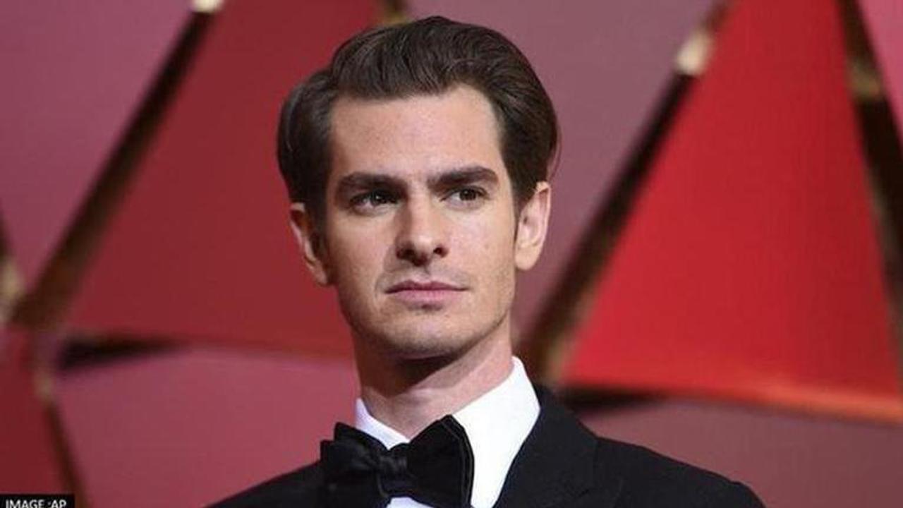 Andrew Garfield talks about his mother's demise