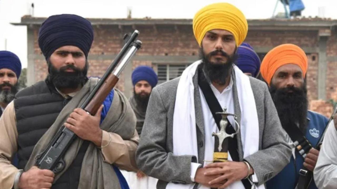 CONFIRMED: Amritpal Singh to Contest as Independently From Khadoor Sahib. 3 Things About Jailed Preacher