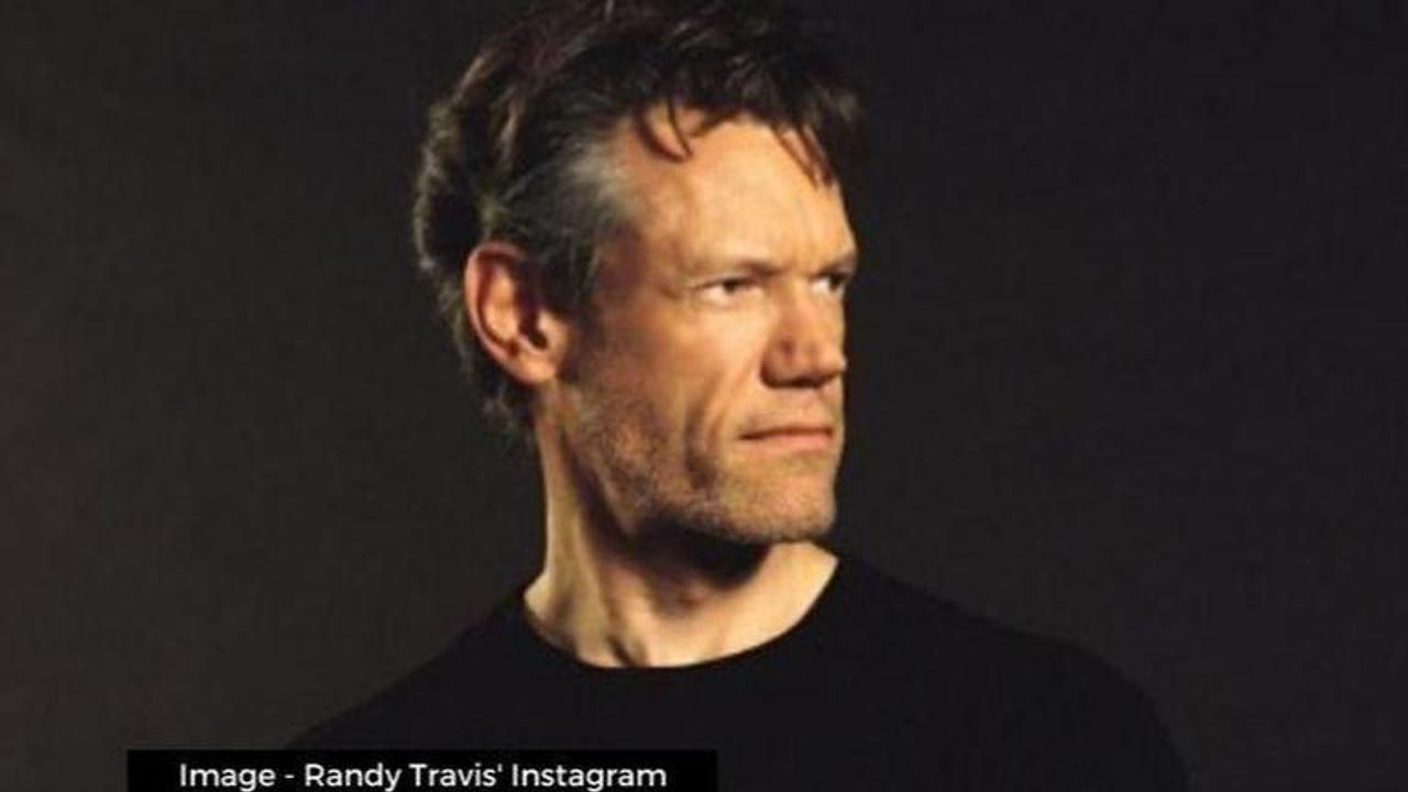 what happened to randy travis' health