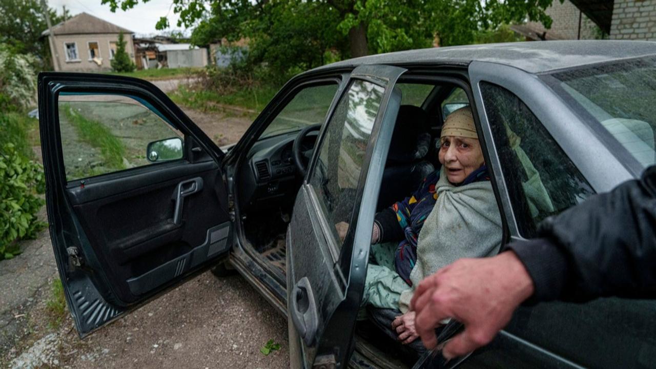 The new assault has forced the evacuation of more than 1,700 Ukrainians who live close to the areas where the fighting is taking place.