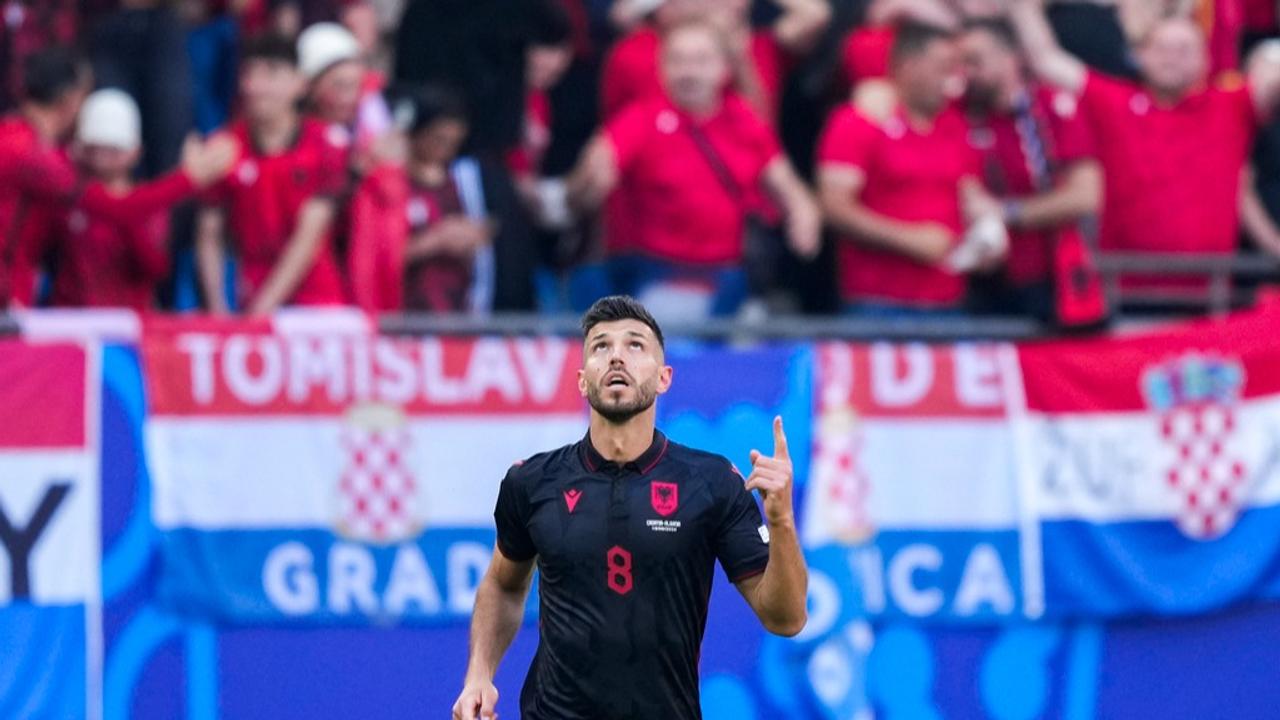 Albania's Klaus Gjasula celebrates winner vs Croatia