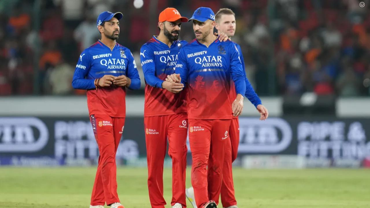 RCB celebrate win over SRH