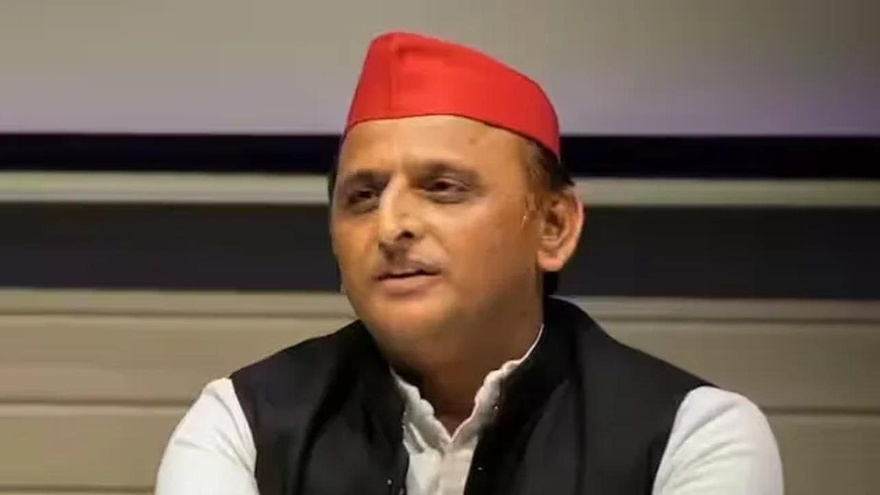 SP leader Akhilesh Yadav