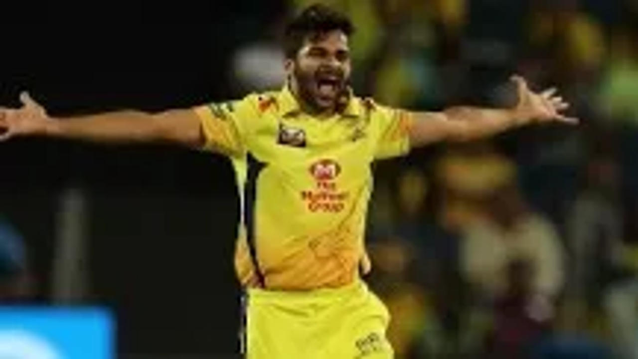 Shardul Thakur celebrating a wicket