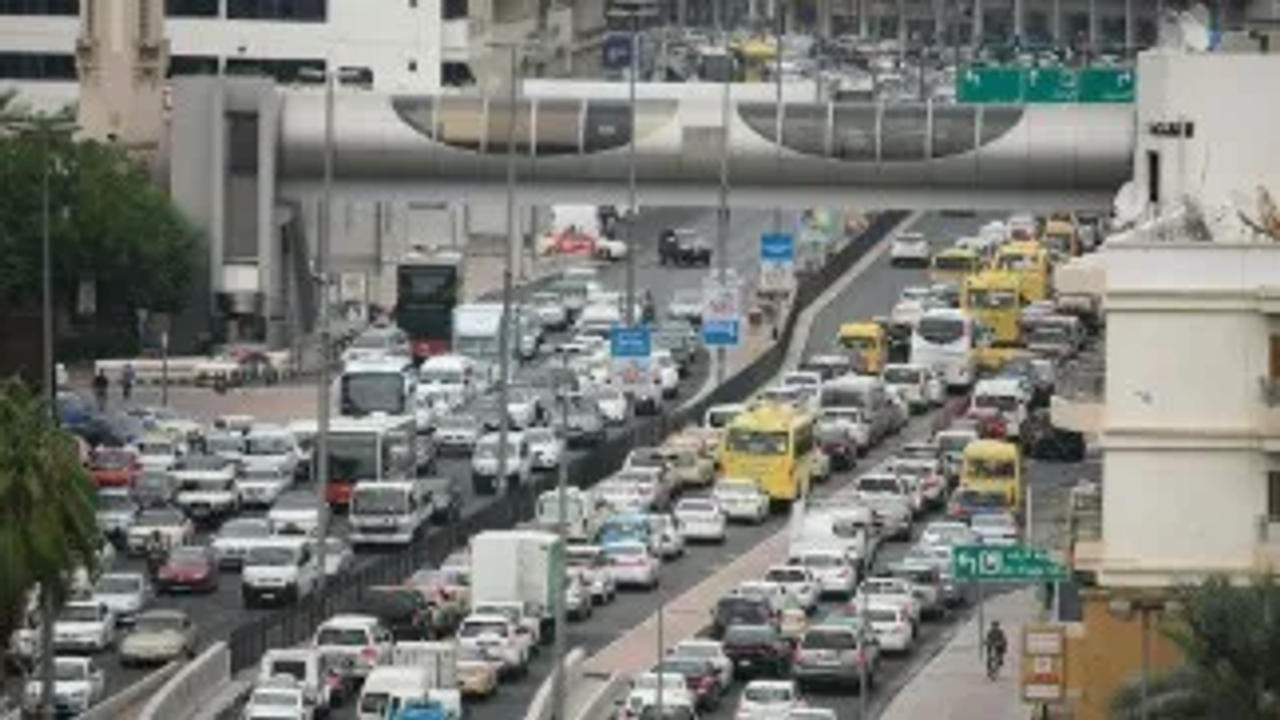 "Jam Busting" China's answer for long traffic jams 