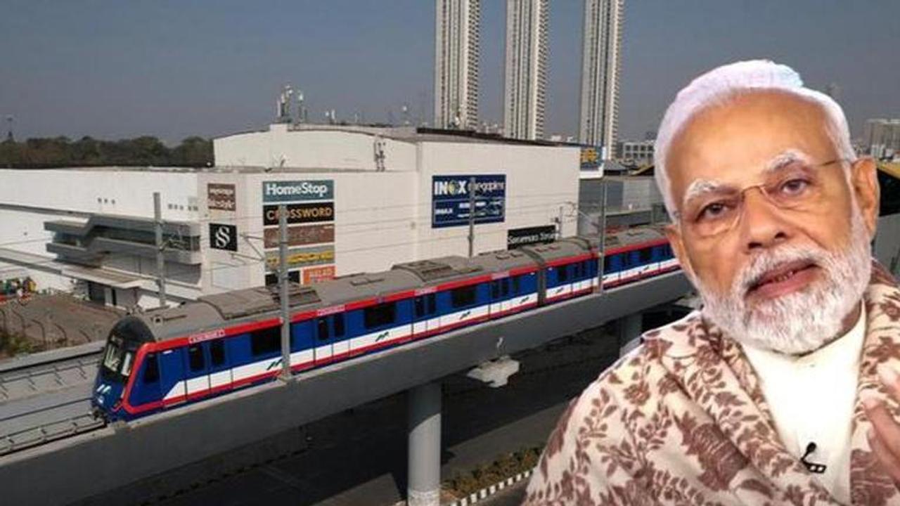 PM Modi in Mumbai Metro