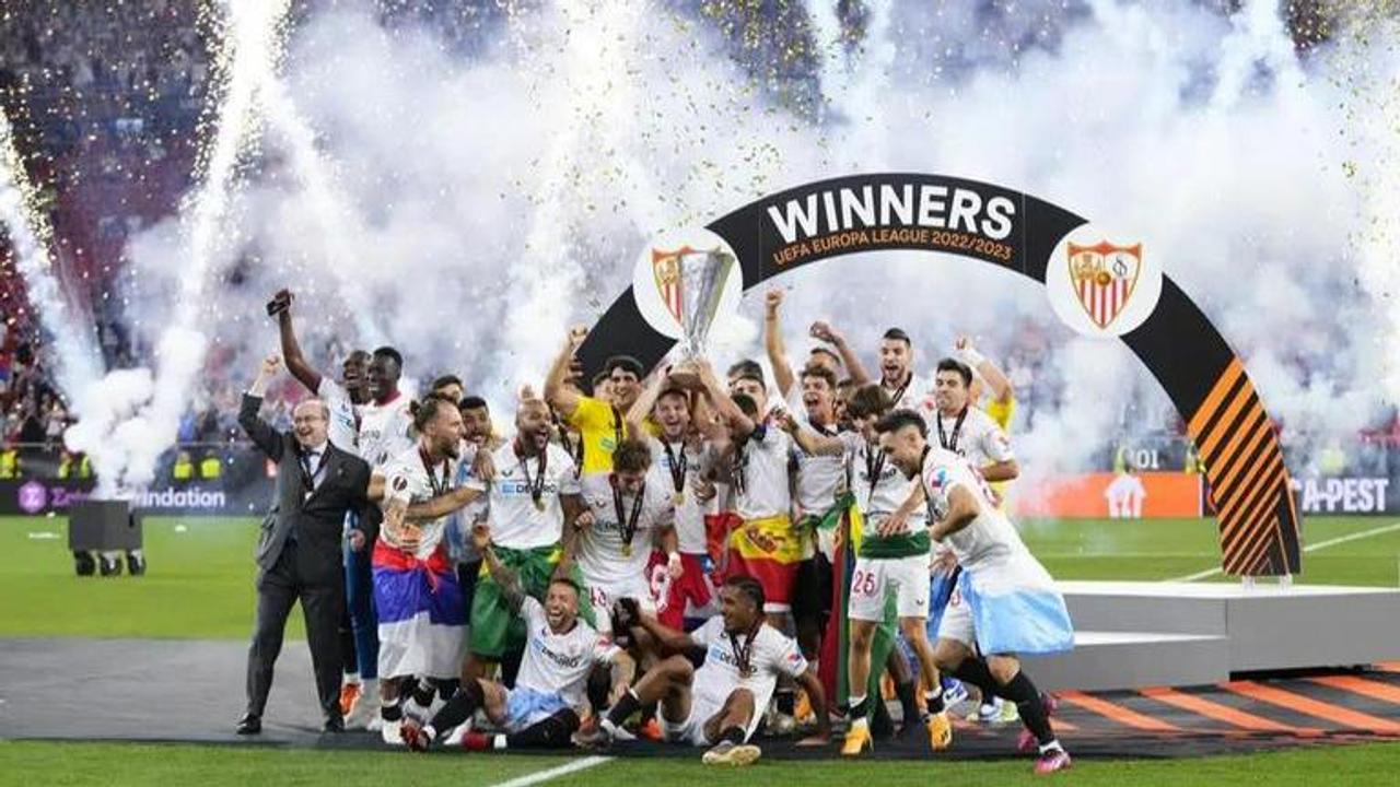 Europa League Final: Sevilla beat Mourinho's Roma 4-1 in penalties after final ends at 1-1