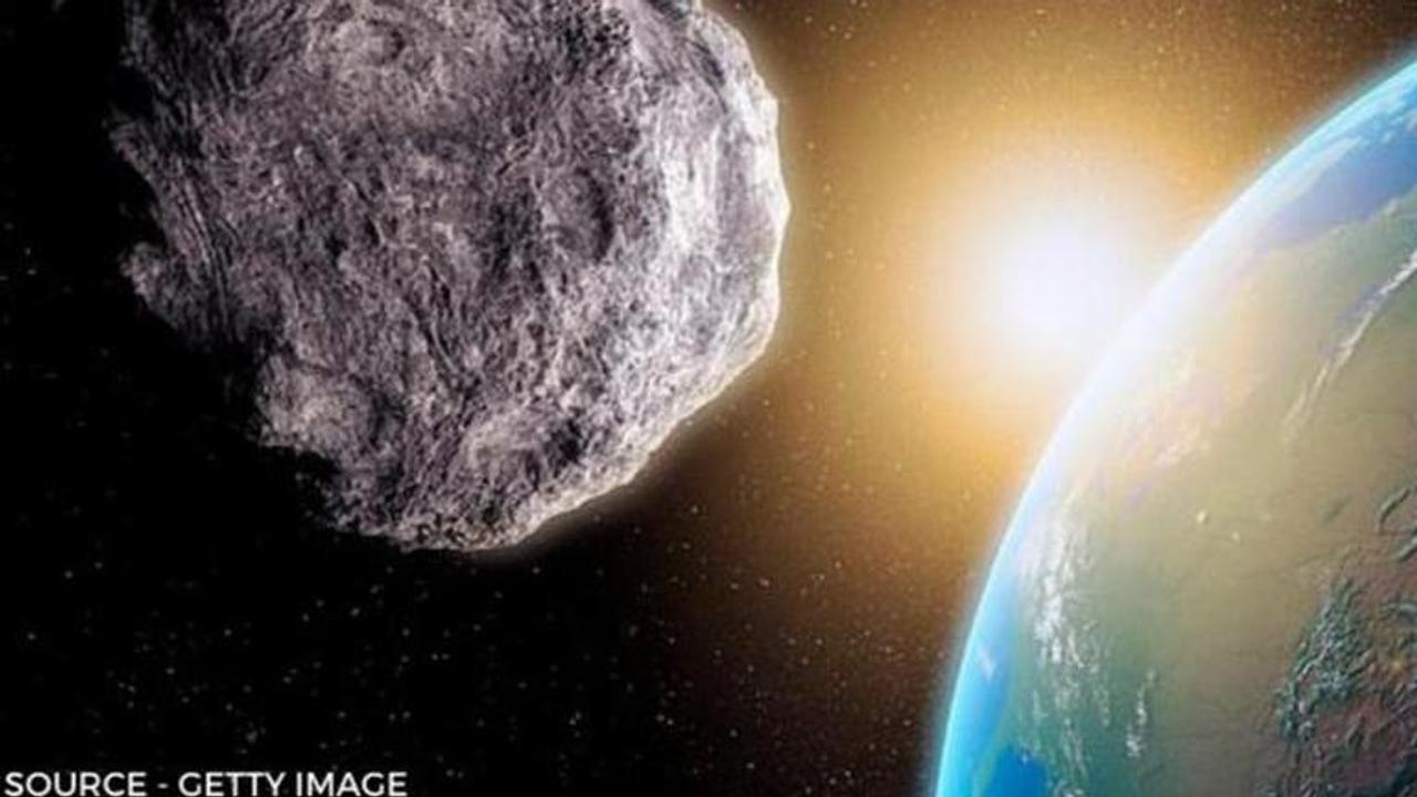 asteroid heading towards earth