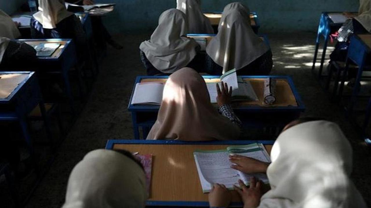 Afghanistan, girl schools' reopen