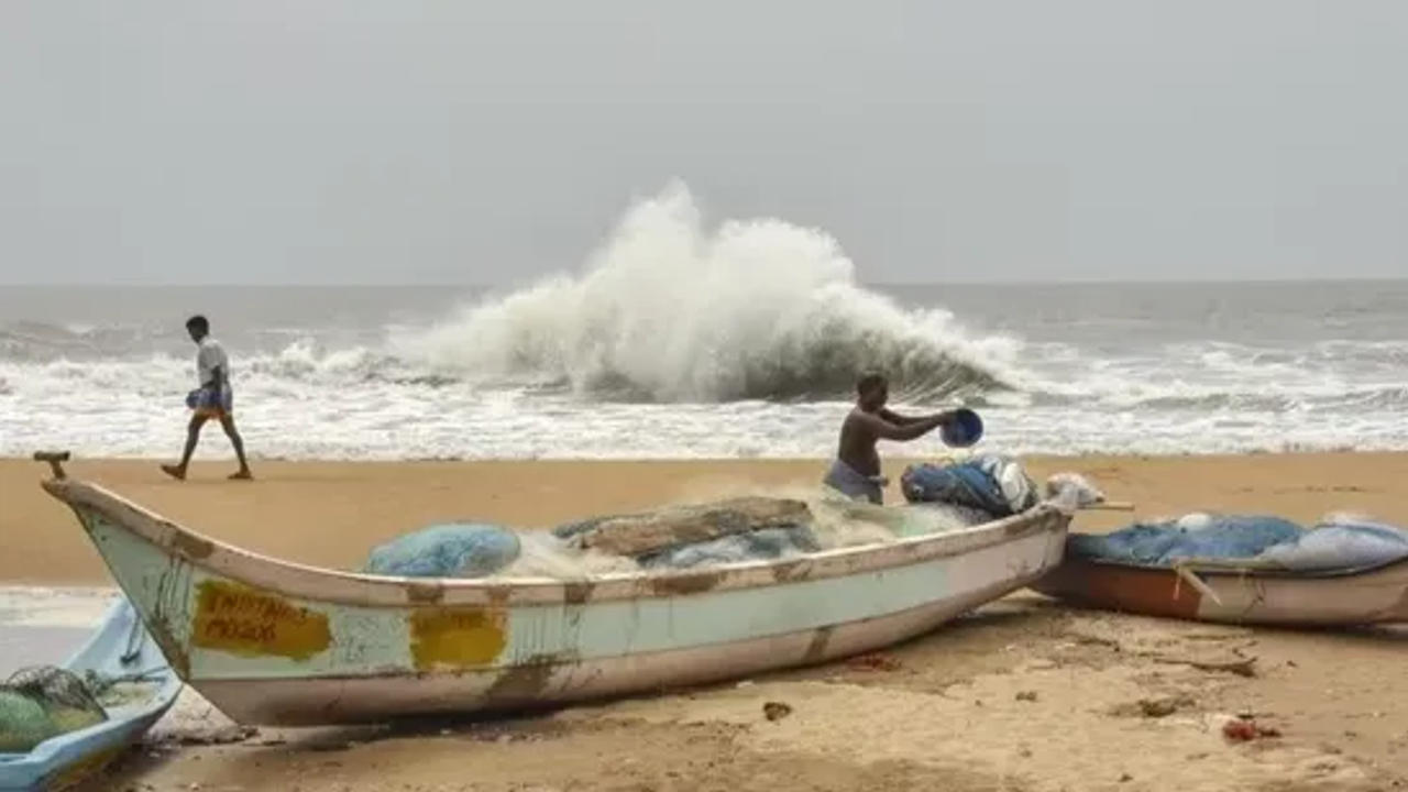 The fisheries and animal resources development department has advised fishermen not to venture into deep seas