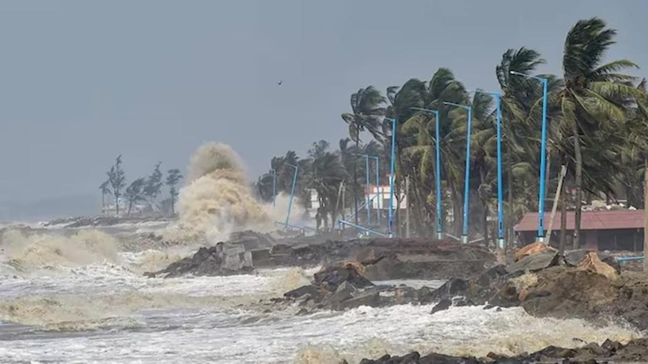 Low Pressure to Form Over Bay of Bengal on Wednesday, Will it Turn Into a Cyclone?