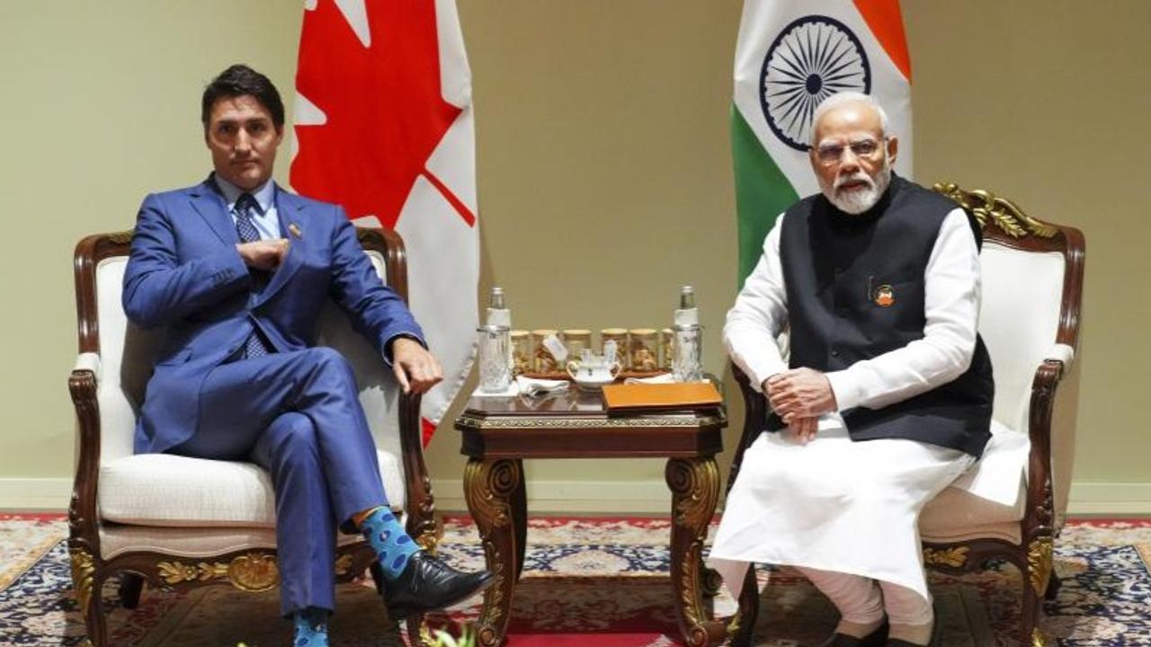 Prime Minister Narendra Modi with Canadian Prez Trudeau