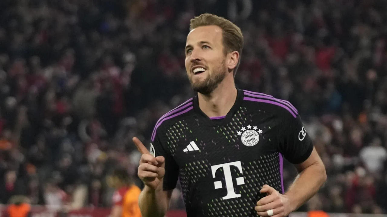 Harry Kane shoots Bayern Munich into Champions League next round with 2-1 win over Galatasaray.