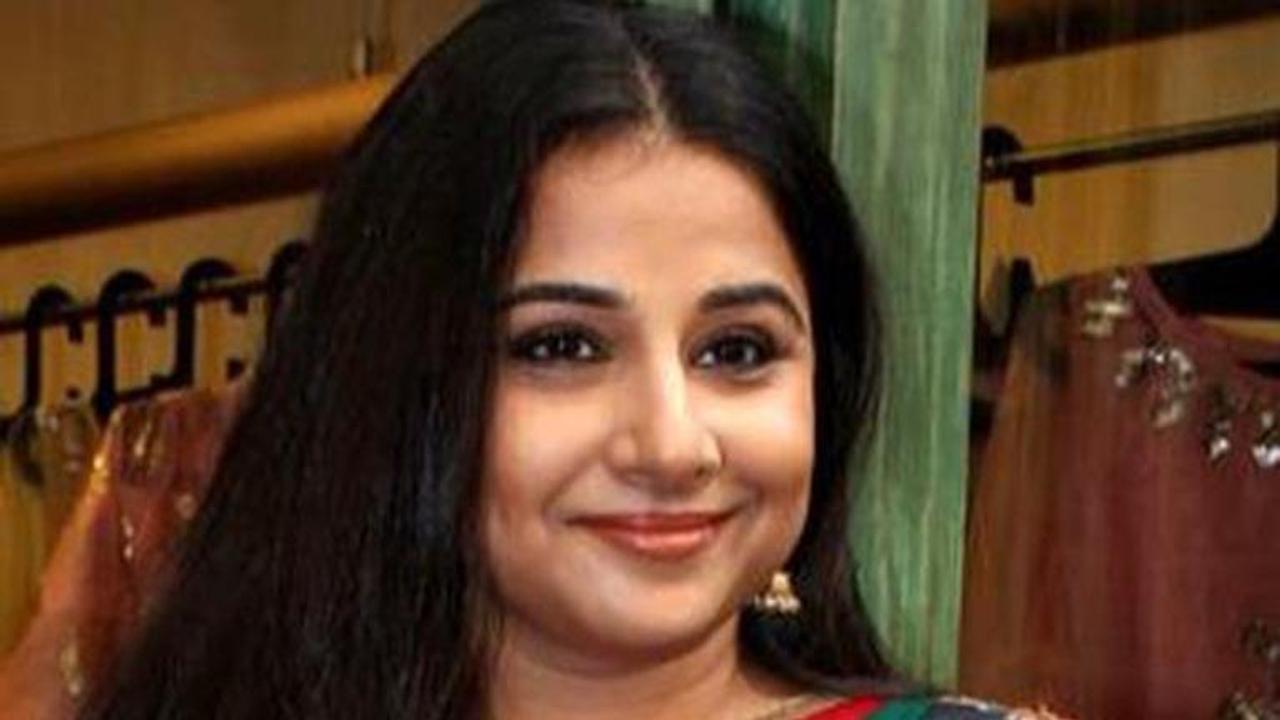 Vidya Balan hails BMC sanitation workers for their work on Mumbai beaches with a video