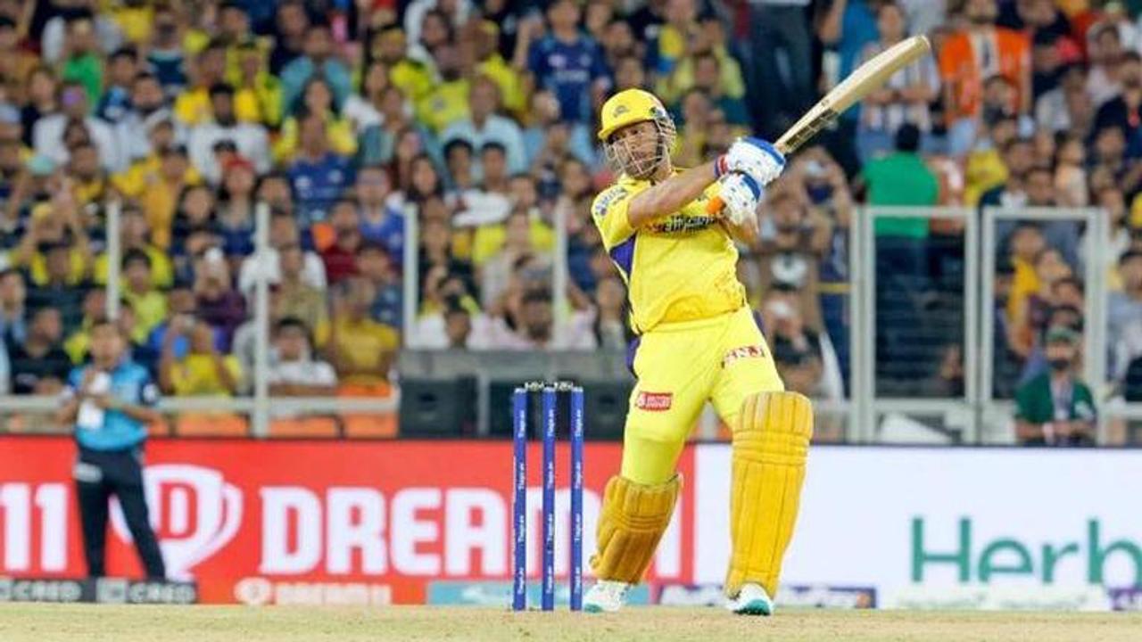 MS Dhoni in action