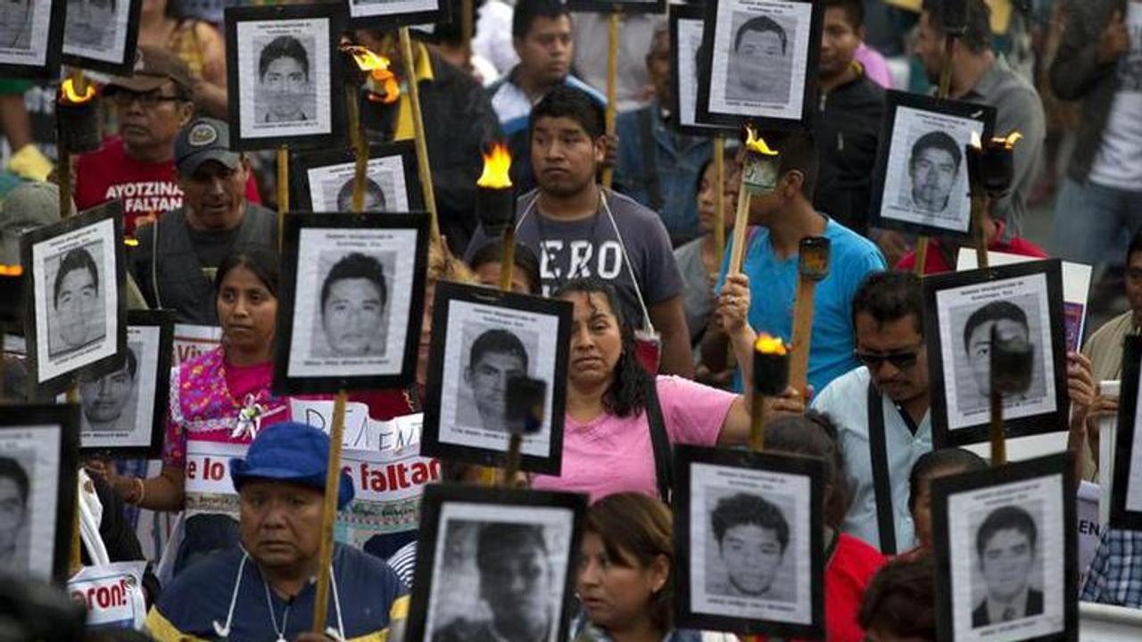 Mexico families of 43 missing students protest