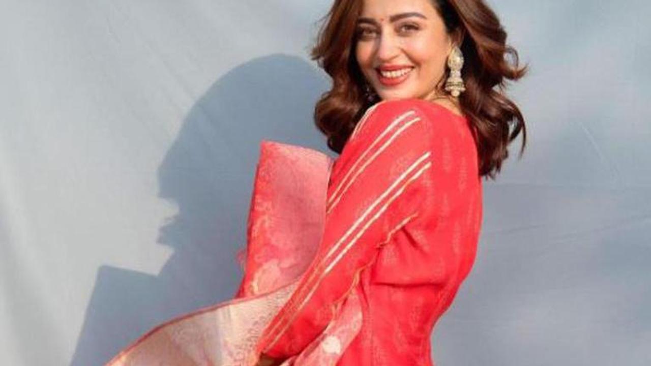 nehha pendse