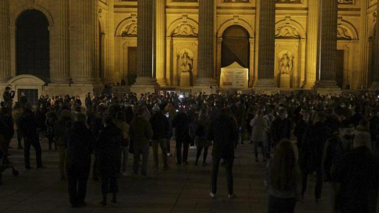 French Catholics protest for end to lockdown on Mass