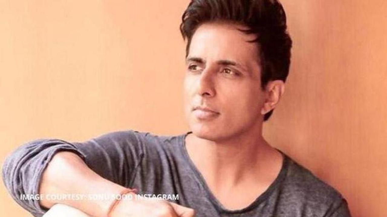 'This is the least we can do': After Karnataka, Sonu Sood arrange buses for UP workers