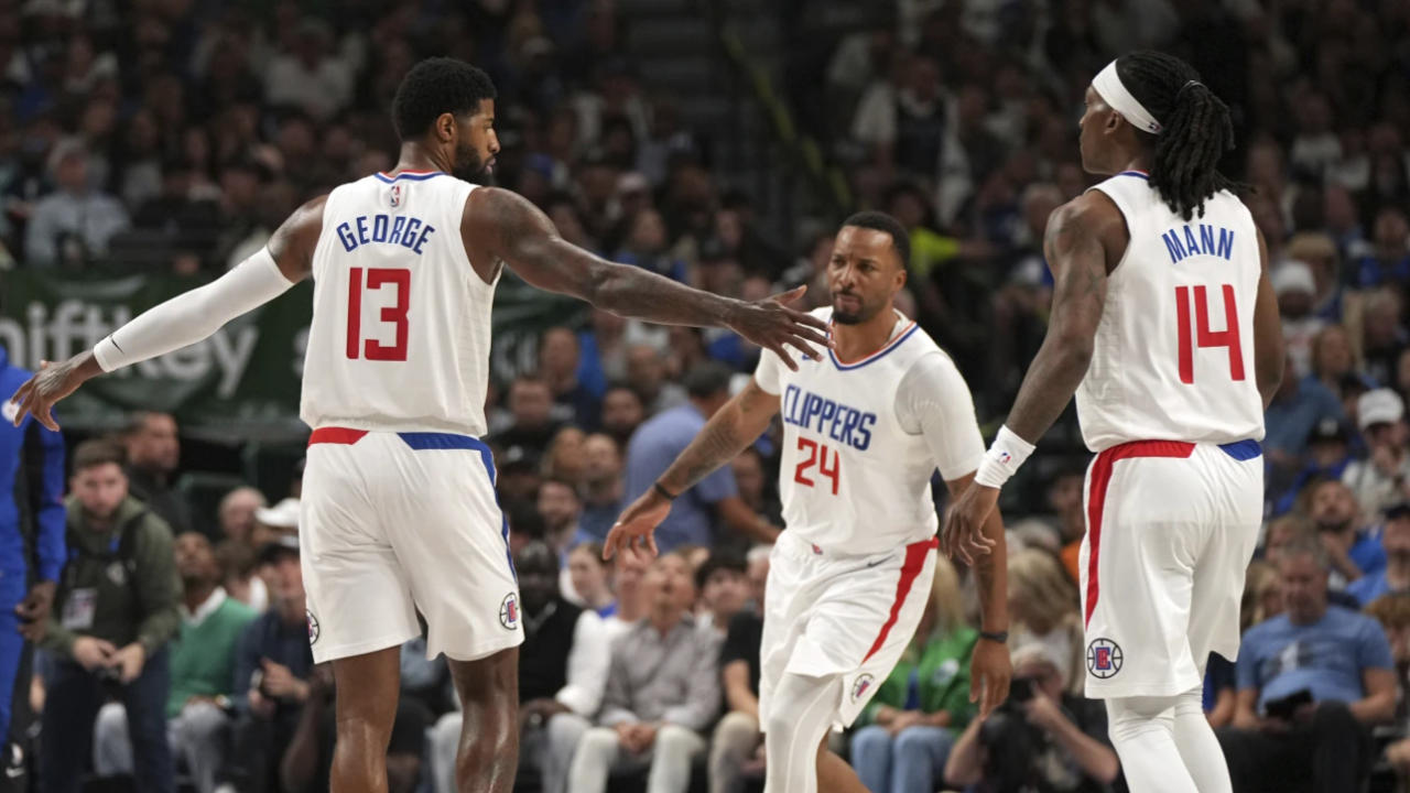 Clippers down Mavericks