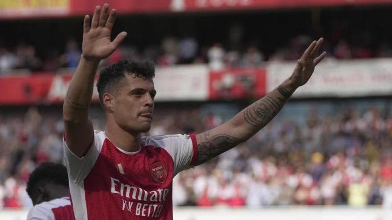 Granit Xhaka joins Bayer Leverkusen from Arsenal