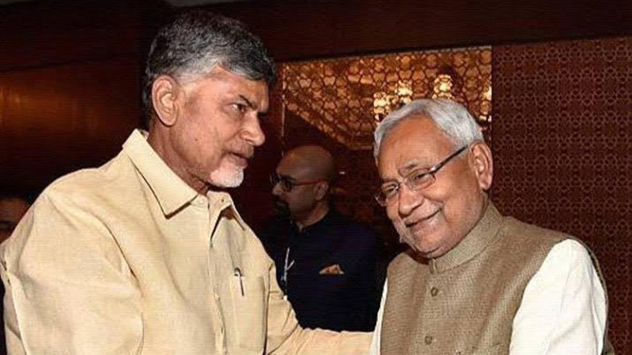 Chandrababu Naidu with Nitish Kumar 