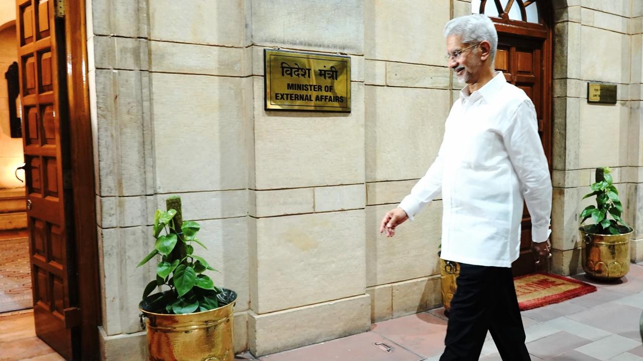 Dr S Jaishankar at Ministry of External Affairs 