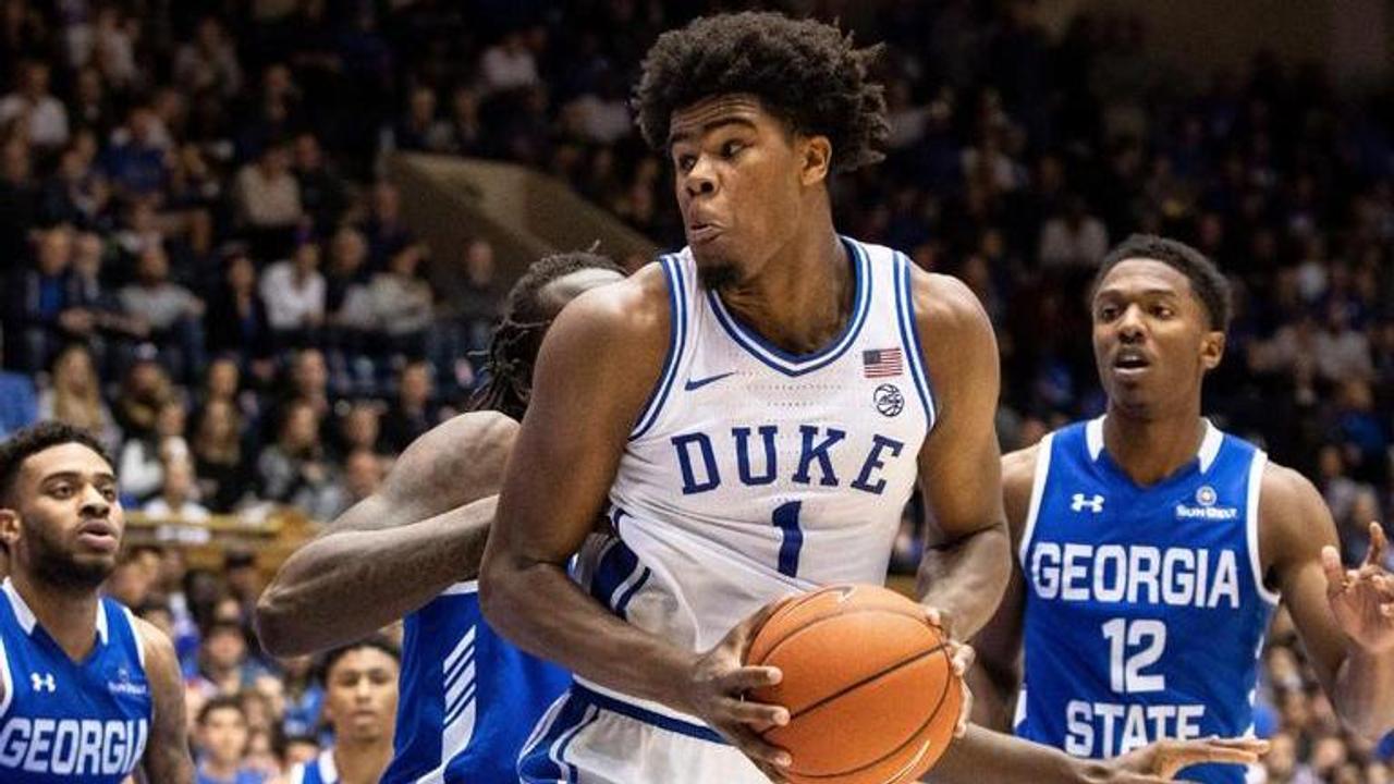 Duke freshman big man Vernon Carey Jr. entering NBA draft