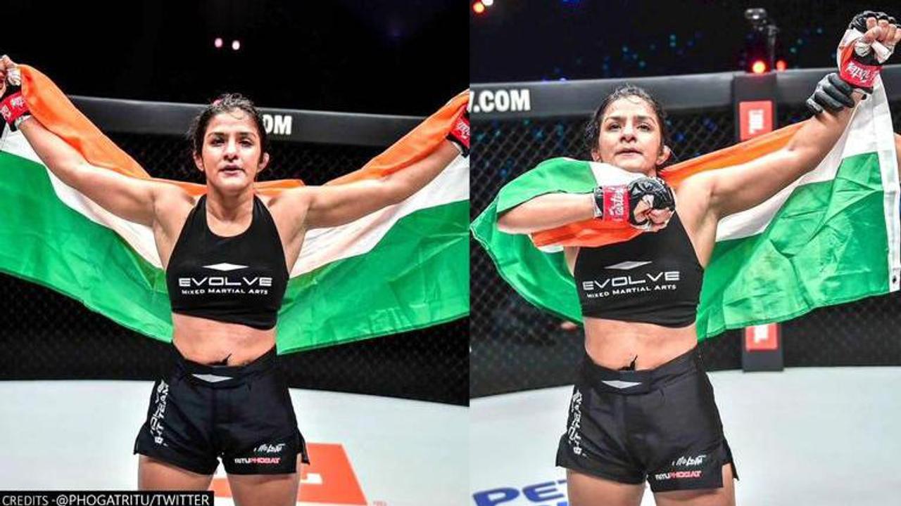 Ritu Phogat defeats Lin Heqin