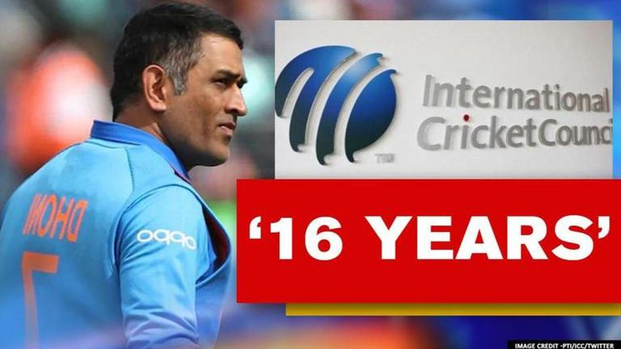 MS Dhoni retires