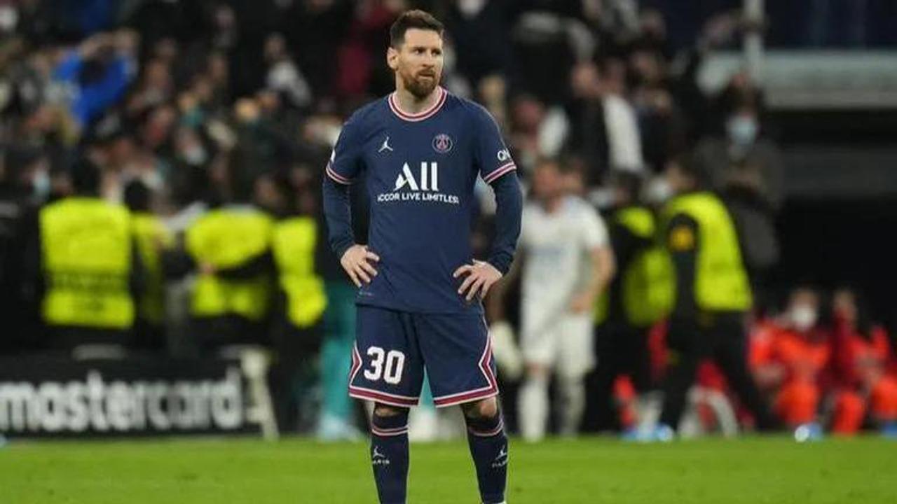 Is Lionel Messi playing tonight for PSG?