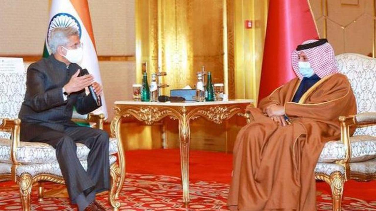 Jaishankar discusses strengthening partnerships with Qatari counterpart