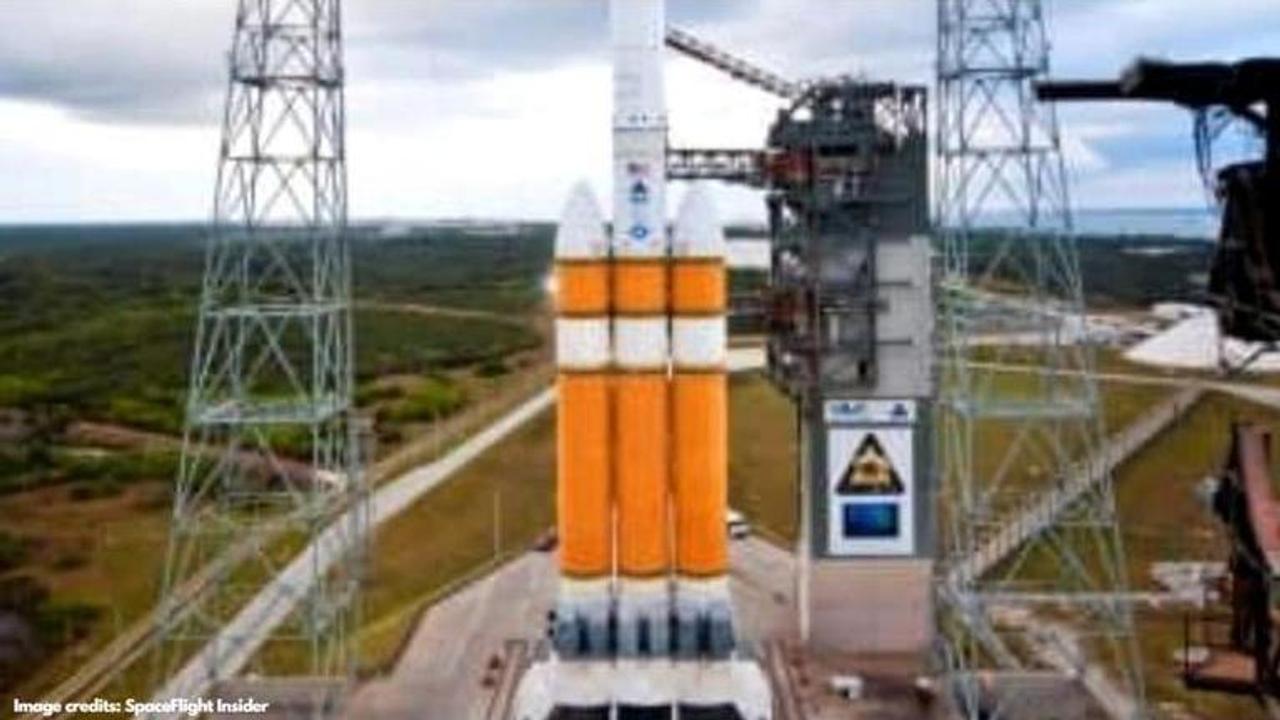 Delta 4 Heavy launch