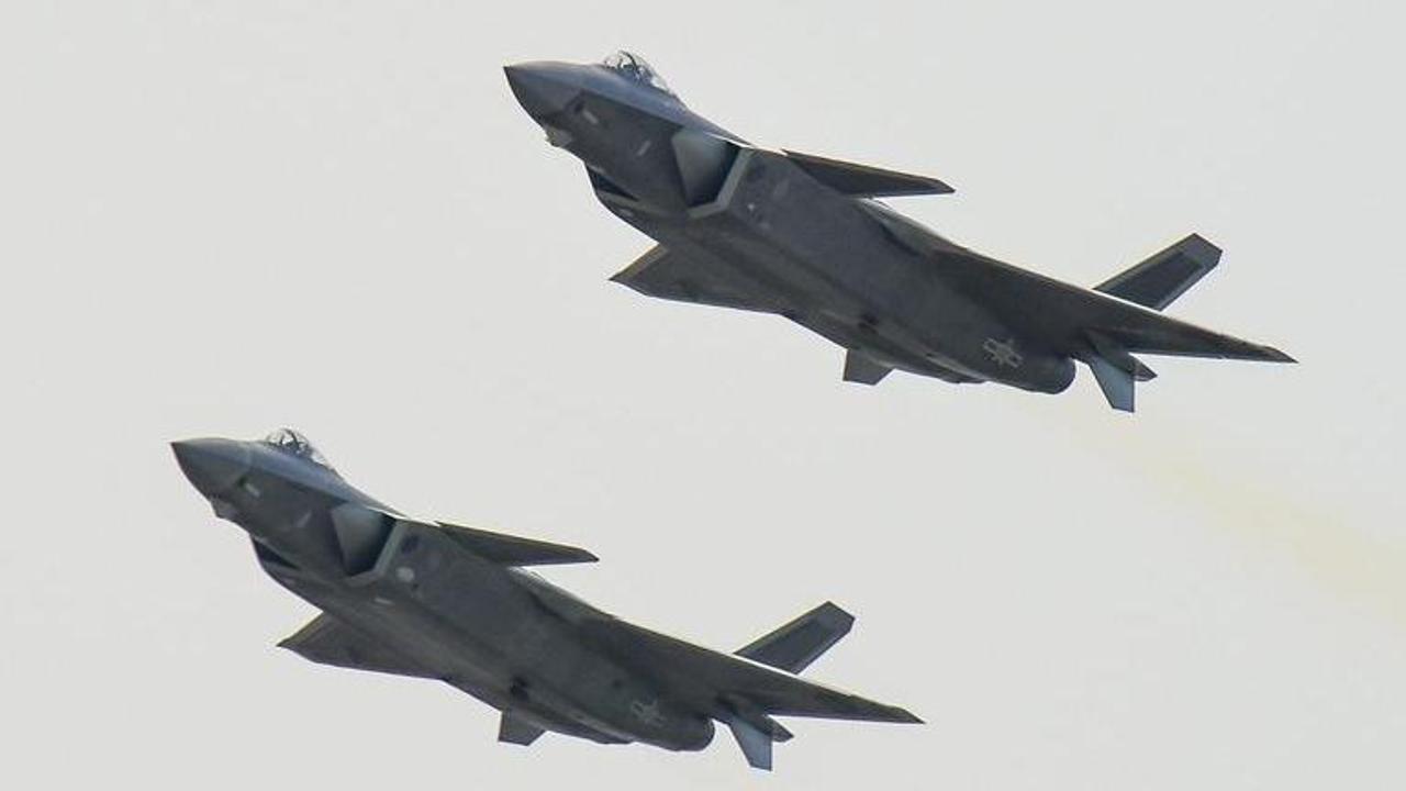 Chinese fighter jets