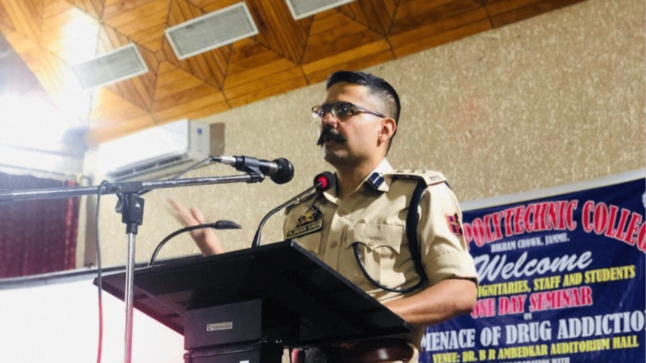 2008 batch IPS Officer Tejinder Singh as Deputy Inspector General (DIG) of terror hit Rajouri- Pooonch range