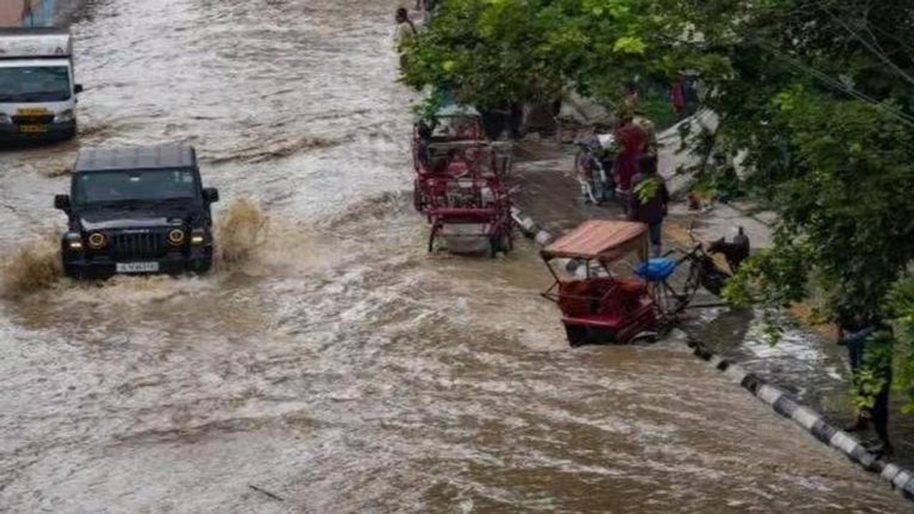 Yamuna waters receding, situation improving in affected areas: Delhi divisional commissioner