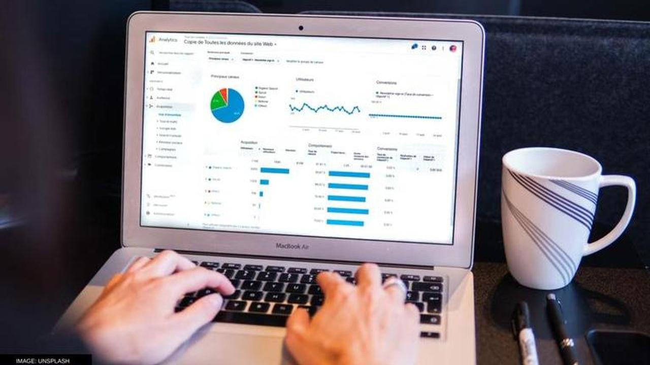 Google Sheets launches Intelligent Corrections to detect flaws and suggest right formulas